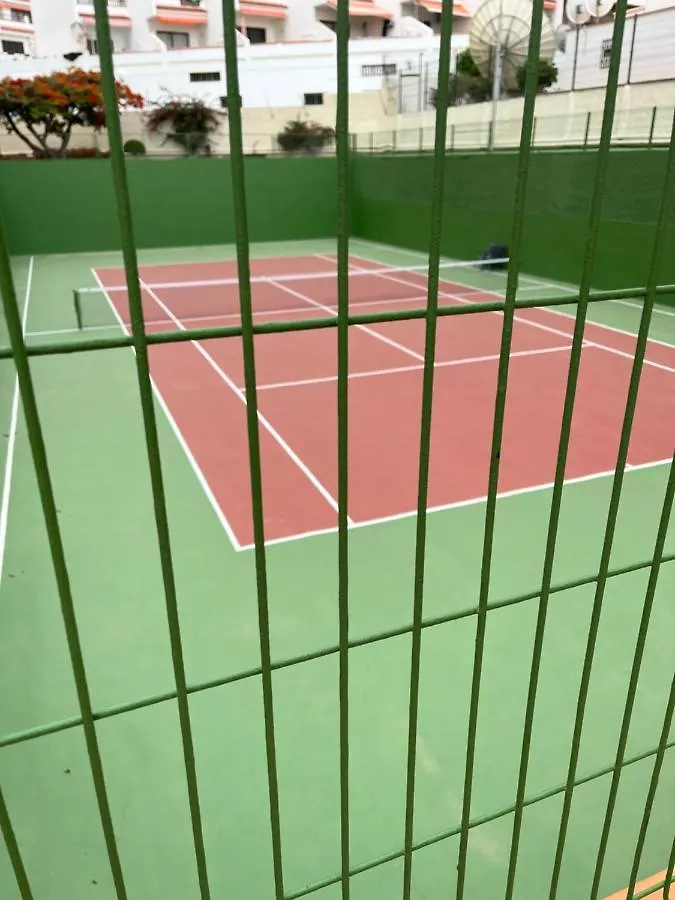 Santa Maria 124, Costa Adeje, Tenerife 0*, אדחה ספרד